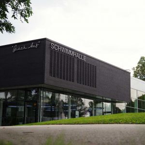 Schwimmhalle